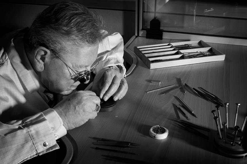 Everything You Need To Know About How Geneva Seal-Quality Movements Are Made By Roger Dubuis Easy Diver Watch Inside the Manufacture 