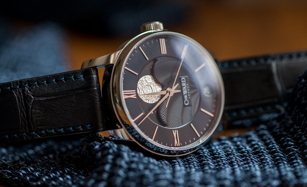 Hands On-New Christopher Ward C9 Moonphase