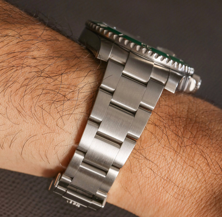 Rolex Submariner 116610LV In Green Watch Review Wrist Time Reviews 