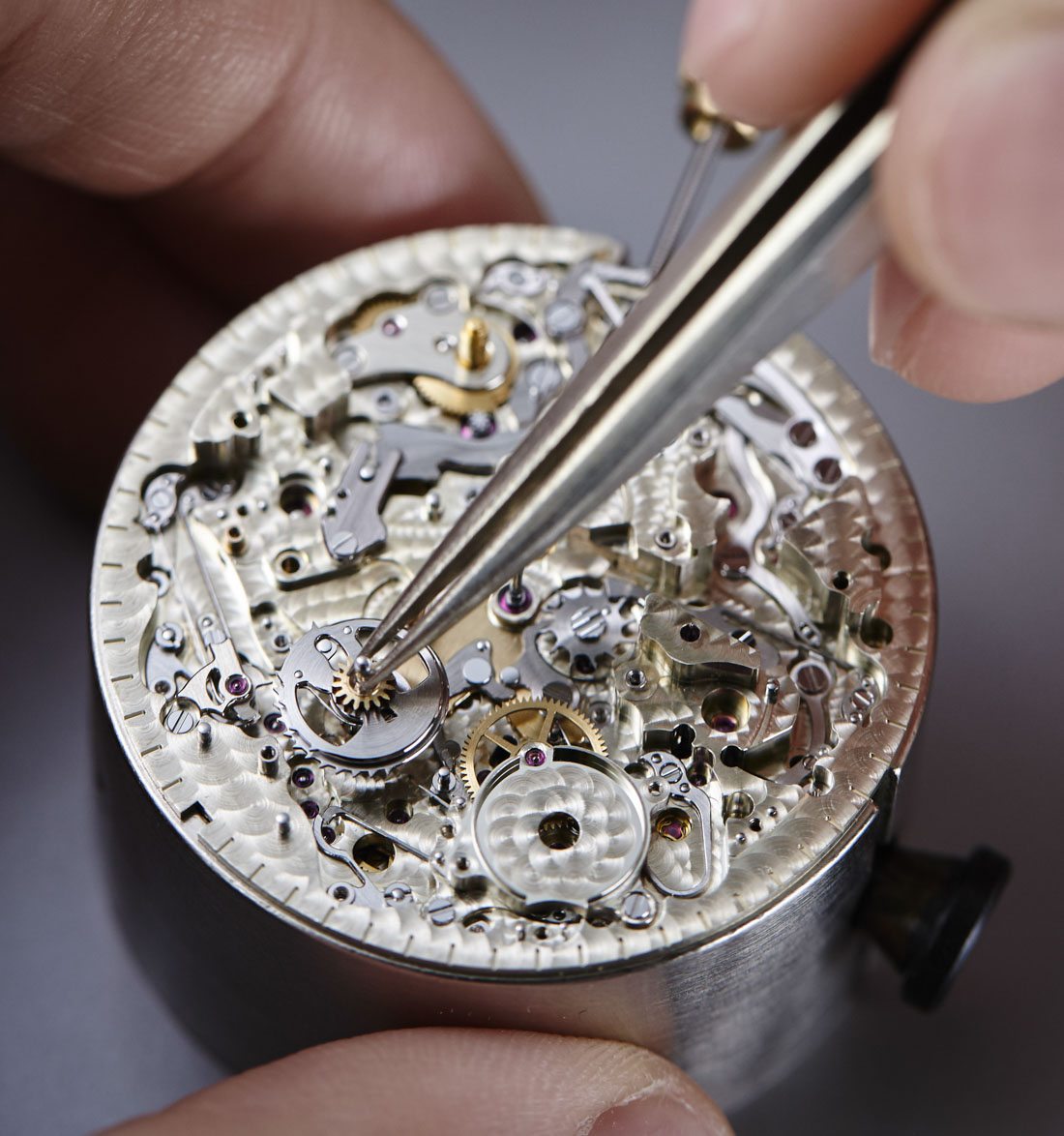 Chopard L.U.C Full Strike Minute Repeater Watch With Sapphire Gongs Hands-On Hands-On 